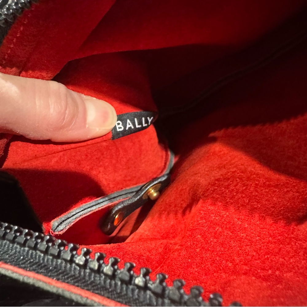 Bally Leather Shoulder Bag Black with Red Suede Interior - Picture 11 of 16